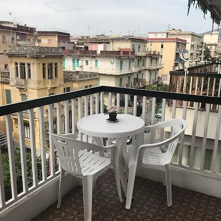 Alex's فندق مبيت وإفطار